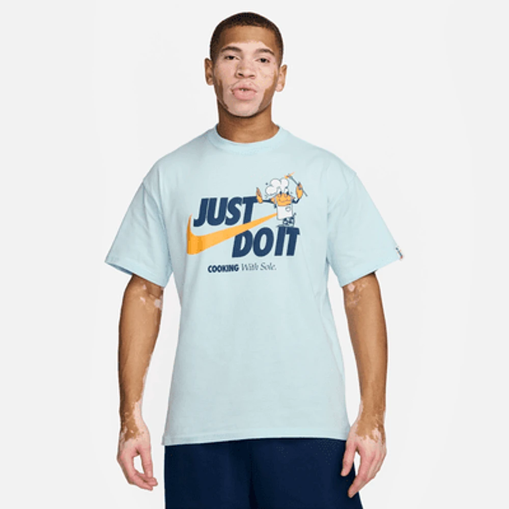 Nike Sportswear Men's Max90 T-Shirt. Nike.com