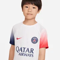 Paris Saint-Germain Academy Pro Away Big Kids' Nike Dri-FIT Pre-Match Soccer Top. Nike.com