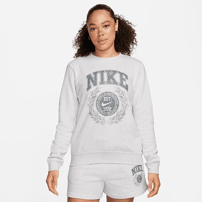 Nike Sportswear Club Fleece Women's Crew-Neck Sweatshirt. Nike.com