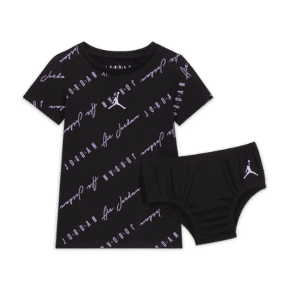 Jordan Essentials Printed Dress Baby (12-24M) Dress. Nike.com