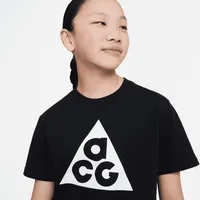 Nike ACG Big Kids' T-Shirt. Nike.com