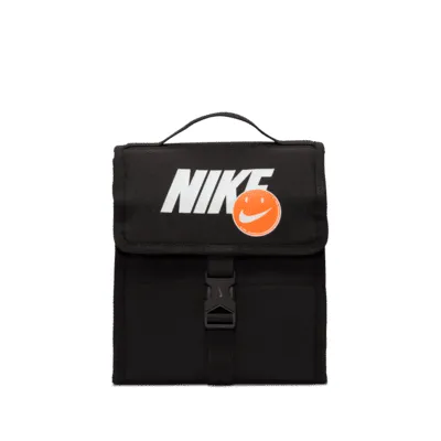 Nike Swoosh Smile Lunch Bag Big Kids' (7.5L). Nike.com