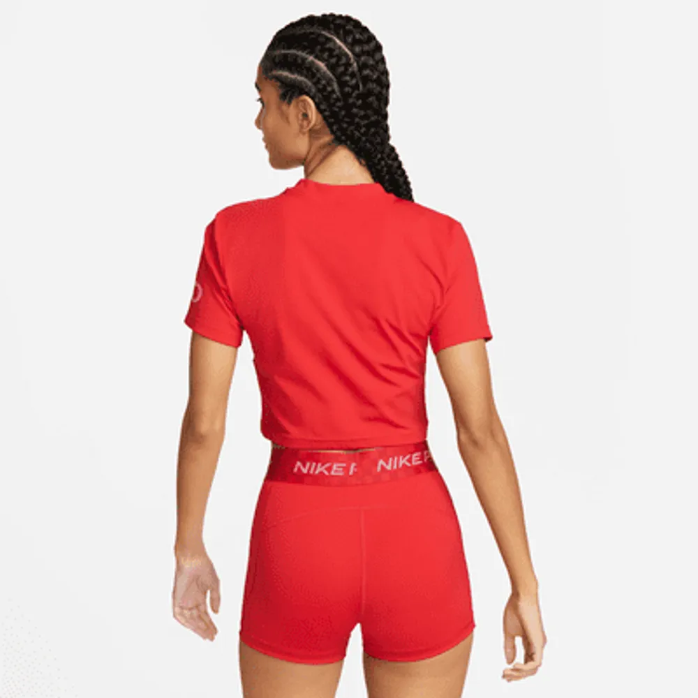 Nike Pro Dri-FIT Women's Short-Sleeve Cropped Graphic Training Top. Nike.com