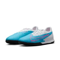 Nike Phantom GX Academy IC Indoor/Court Soccer Shoes. Nike.com