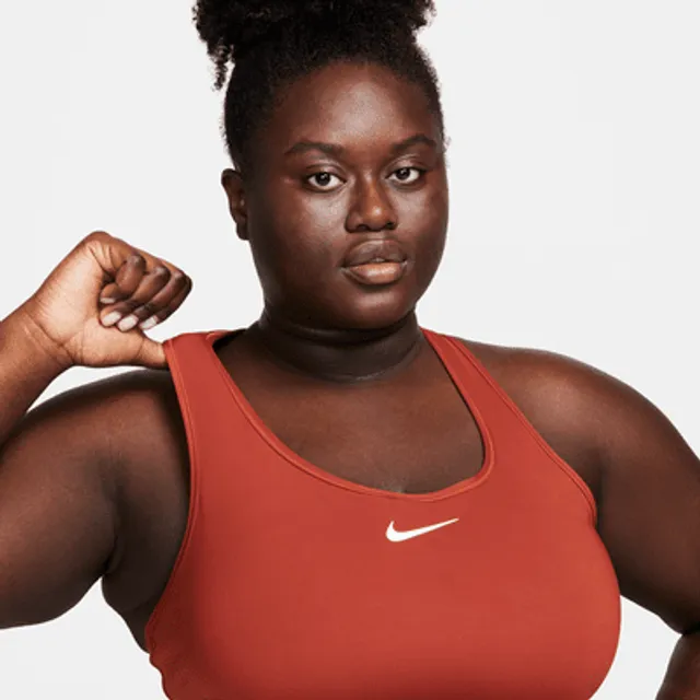 Nike Swoosh Medium Support Women's Padded Sports Bra (Plus Size).