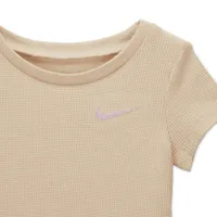 Nike Sportswear Icon Bodysuit and Pants Set Baby 2-Piece Set. Nike.com