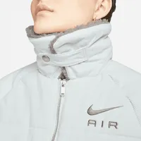 Nike Air Therma-FIT Women's Corduroy Winter Jacket. Nike.com