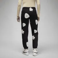 Jordan Artist Series by Mia Lee Women's Fleece Pants. Nike.com