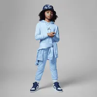 Jordan Essentials Shine Pullover Hoodie Little Kids' Hoodie. Nike.com