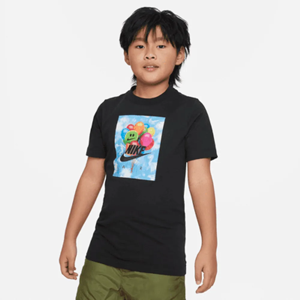 Nike Sportswear Big Kids' T-Shirt. Nike.com