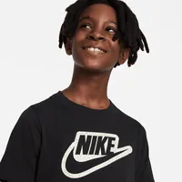 Nike Sportswear Big Kids' T-Shirt. Nike.com