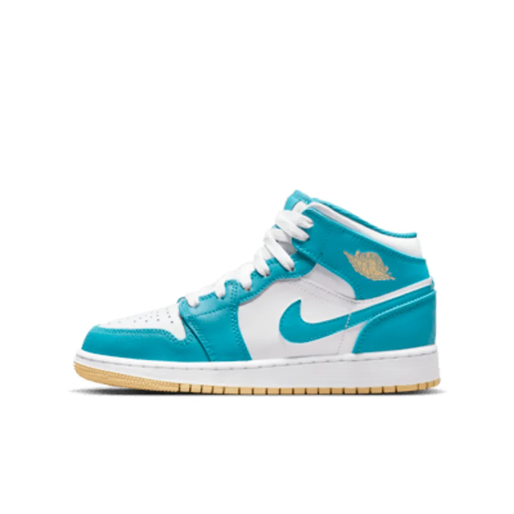 Air Jordan 1 Mid Big Kids' Shoes. Nike.com