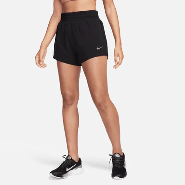 Nike Pro Dri-FIT Women's High-Waisted 3 Skort with Pockets.