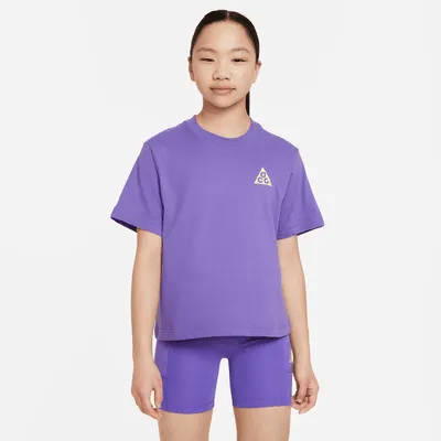 Nike ACG Big Kids' (Girls') T-Shirt. Nike.com