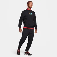 Nike Club Fleece Men's Crew. Nike.com