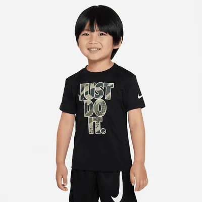 Nike Club Seasonal Camo Tee Toddler Dri-FIT T-Shirt. Nike.com