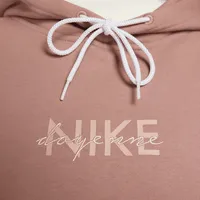 Nike SB x Doyenne Fleece Skate Pullover Hoodie. Nike.com