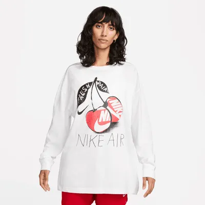 T-shirt Nike Sportswear pour femme. FR