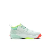 Zion 2 Little Kids' Shoes. Nike.com