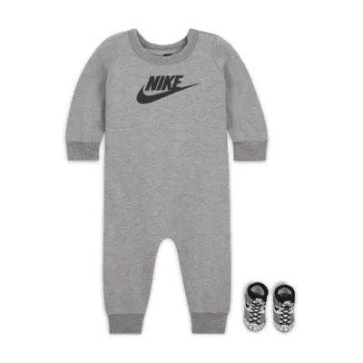 Nike Coverall and Booties Set Baby 2-Piece Set. Nike.com