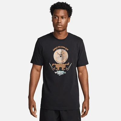 Nike Men's Fitness T-Shirt. Nike.com