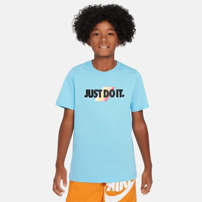 Nike Sportswear Big Kids' T-Shirt. Nike.com