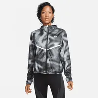 Nike Repel Icon Clash Women's Woven Printed Running Jacket. Nike.com