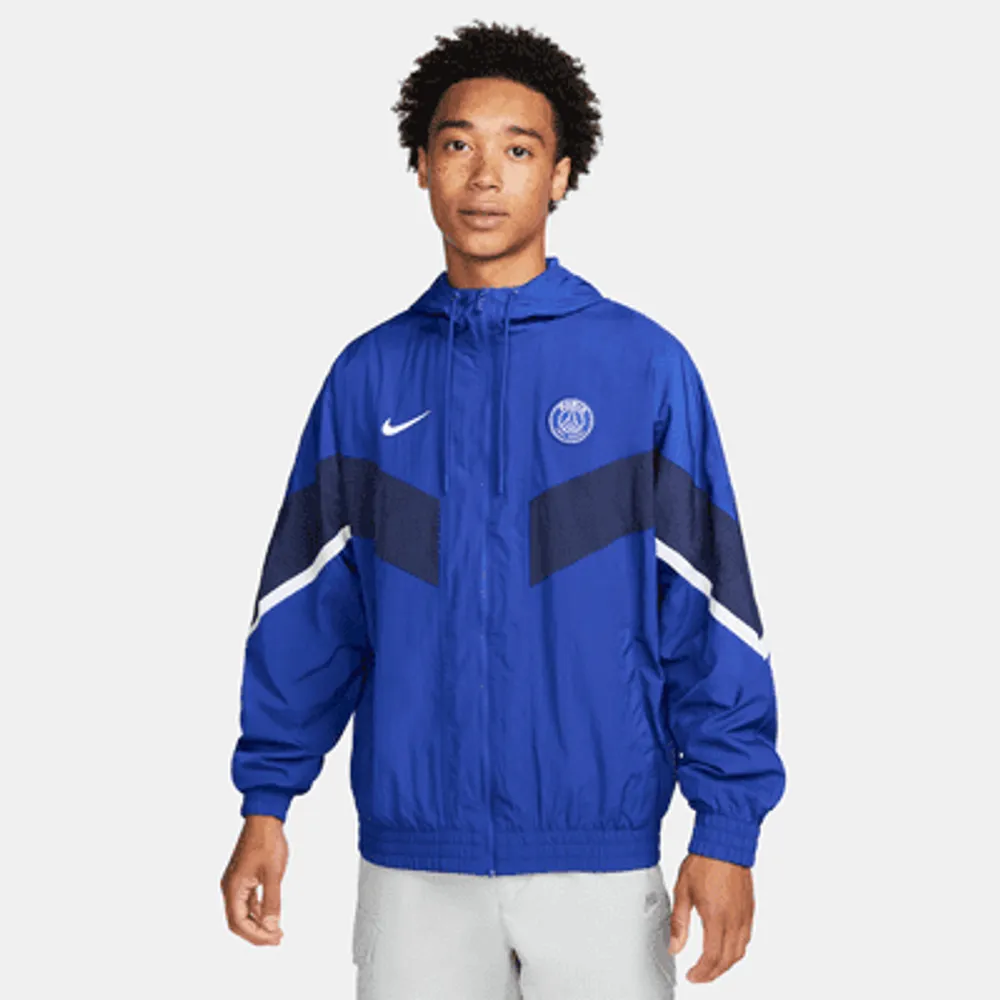 Paris Saint-Germain Strike Men's Woven Soccer Jacket. Nike.com