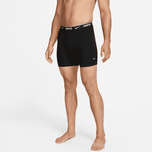 Nike Men`s Dri-FIT ReLuxe Boxer Brief 2 Pack : : Clothing, Shoes &  Accessories