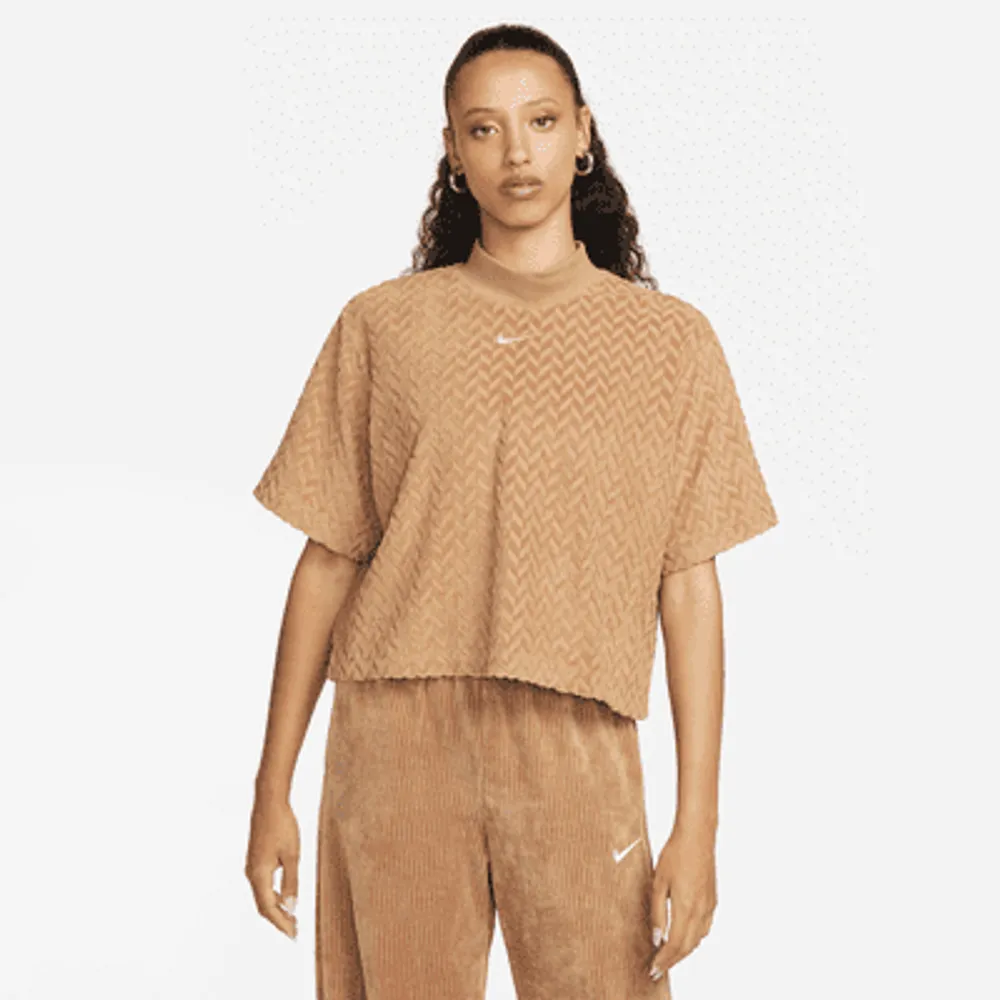 Nike Sportswear Everyday Modern Women's Allover Jacquard Boxy Top. Nike.com