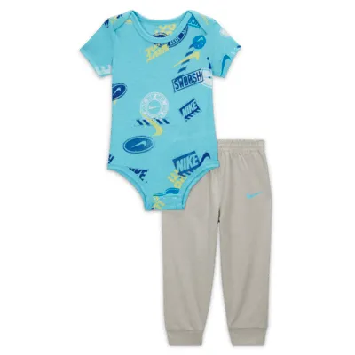 Nike Wild Air Printed Bodysuit and Pants Set Baby 2-Piece Set. Nike.com