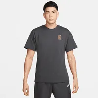 Nike Sportswear Men's Max90 T-Shirt. Nike.com