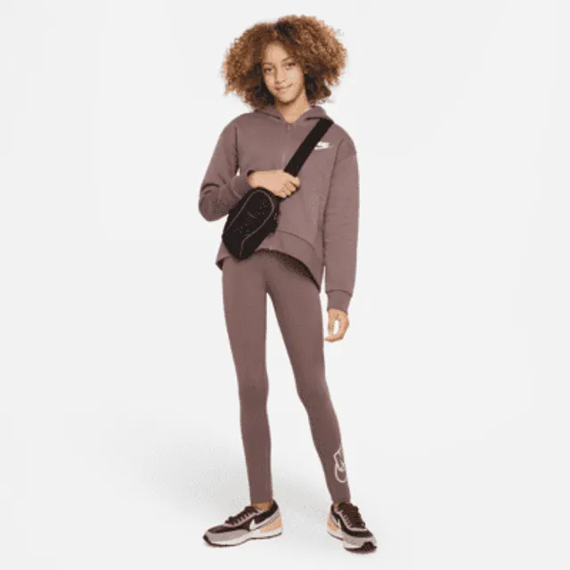 Nike Sportswear Favourites Older Kids' (Girls') Swoosh Leggings