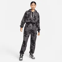 Nike Sportswear Club Fleece Women's Cropped Camo Hoodie. Nike.com