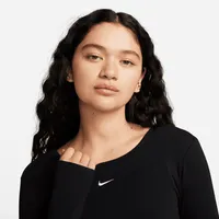 Nike Sportswear Chill Knit Women's Tight Scoop-Back Long-Sleeve Mini-Rib Top. Nike.com