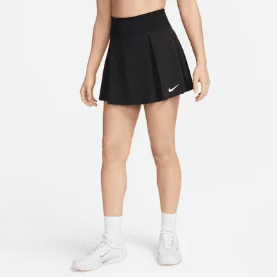 Nike Sportswear Everyday Modern Women's High-Waisted Woven Shorts. UK