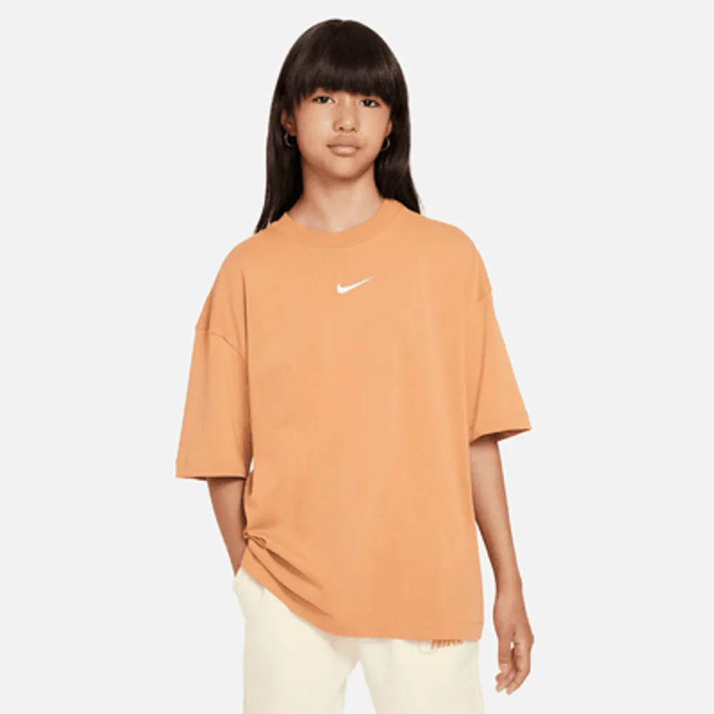 Nike Sportswear Essential Women's Oversized T-Shirt