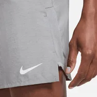 Short de running avec sous-short intégré Nike Challenger 13 cm pour Homme. FR