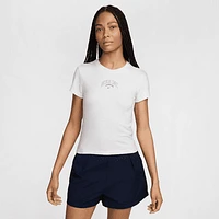 Nike Sportswear Chill Knit Women's Cropped T-Shirt. Nike.com