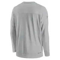 Nike Dri-FIT Lockup (NFL Green Bay Packers) Men's Long-Sleeve Top. Nike.com