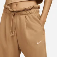Nike Sportswear Everyday Modern Women's High-Waisted Fleece Open-Hem Pants. Nike.com