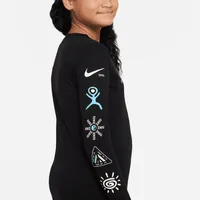 Nike Sportswear Big Kids' Long-Sleeve T-Shirt. Nike.com