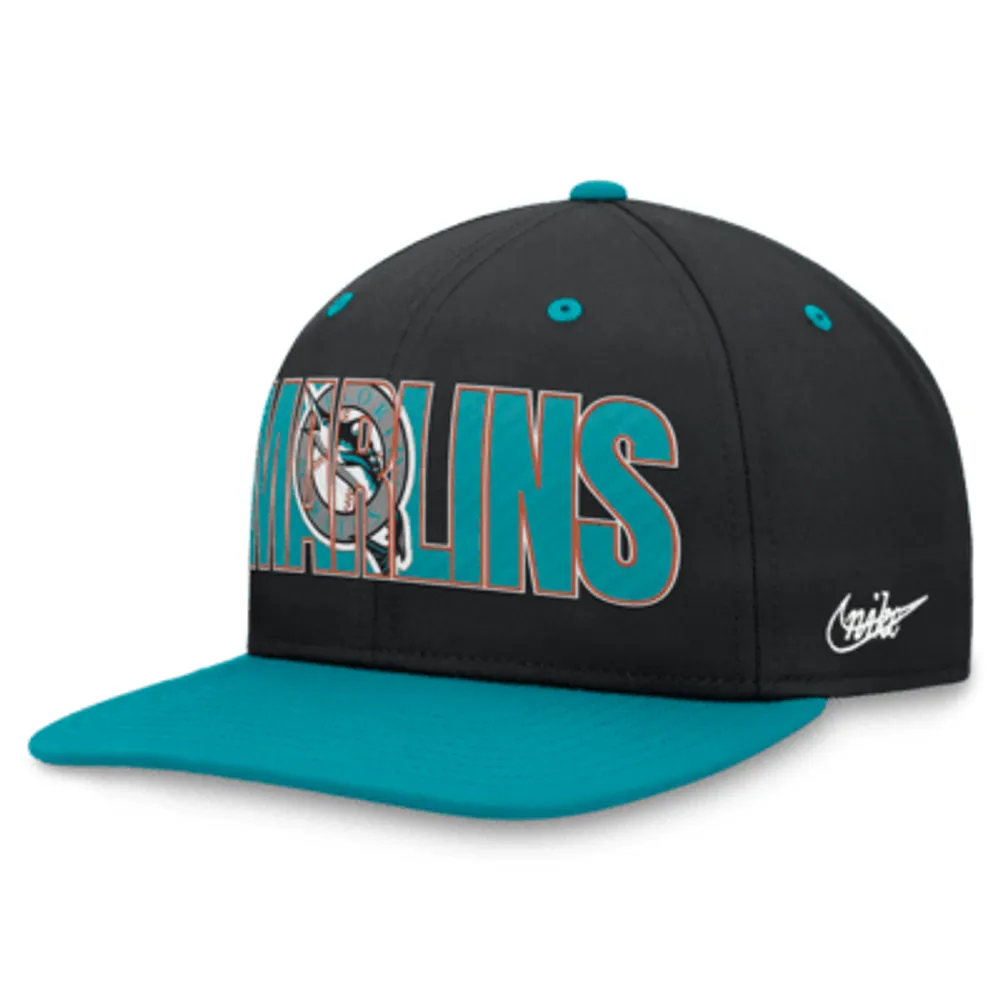  New Era Men's Florida Marlins, Black, Small/Medium