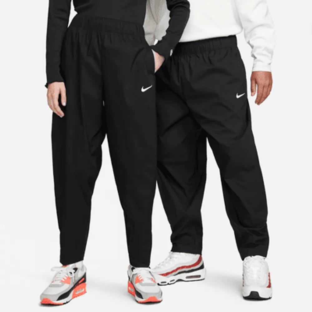 Nike Sportswear Essential Women's High-Rise Curve Trousers. UK
