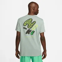 Nike Men's Football T-Shirt. Nike.com