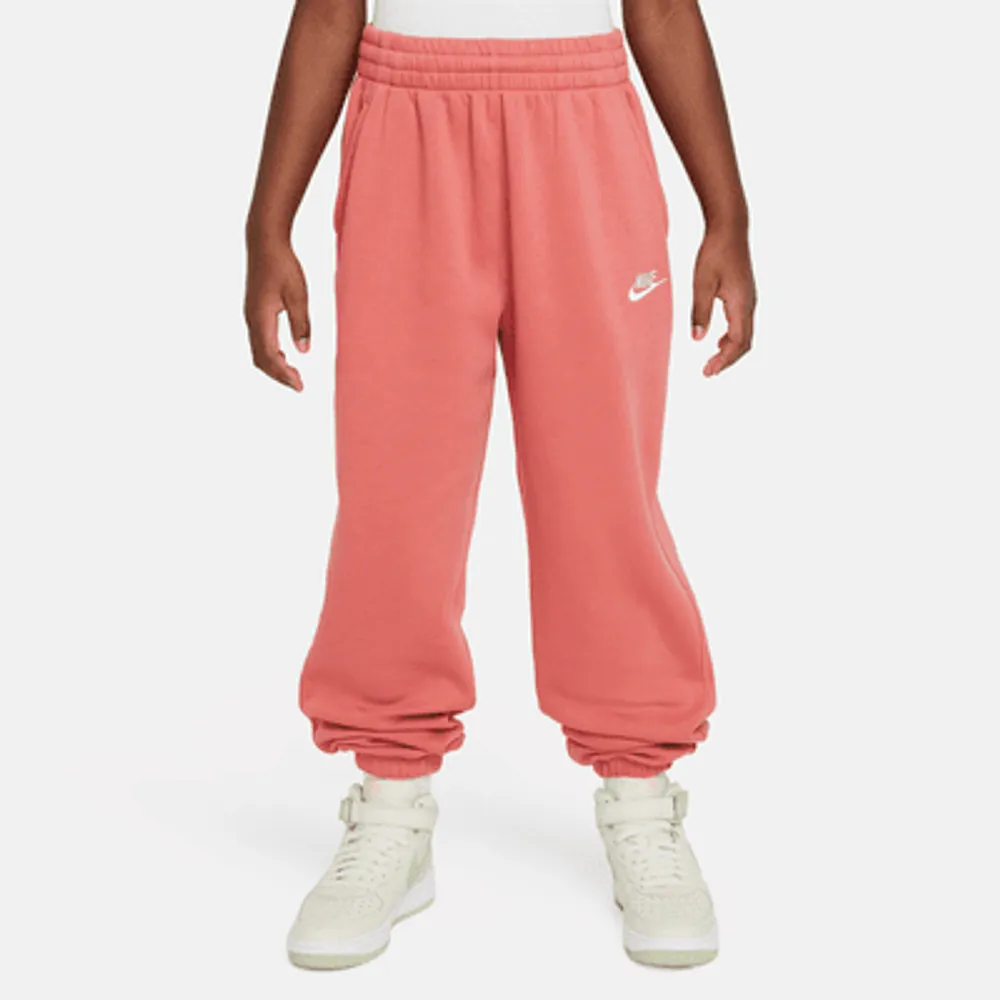 Nike Sportswear Club Fleece Older Kids' Trousers