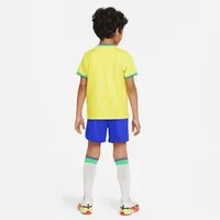 Brazil 2022/23 Home Little Kids' Nike Dri-FIT Soccer Kit. Nike.com