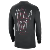 Atlanta Hawks Courtside Max90 Men's Nike NBA Long-Sleeve T-Shirt. Nike.com