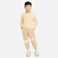 Nike Swoosh Essentials Fleece Pants Little Kids' Pants. Nike.com