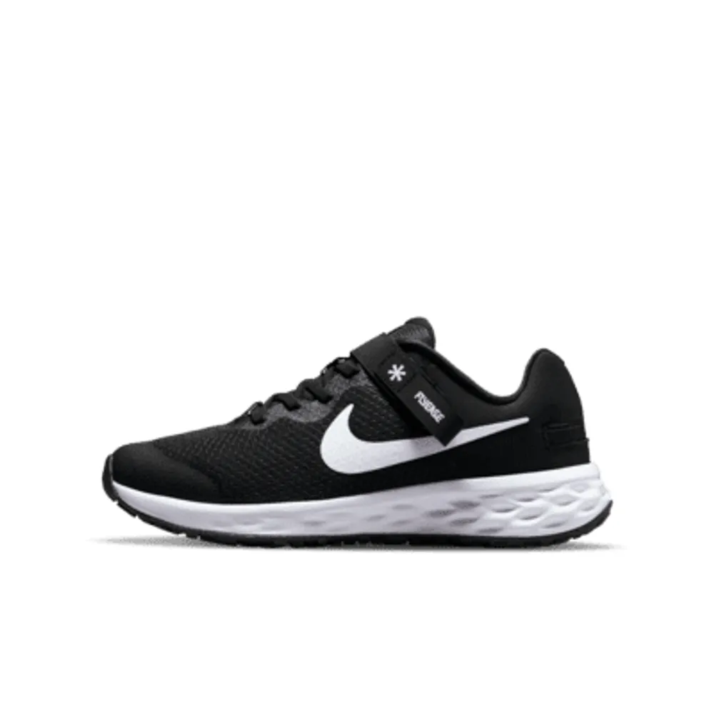 Chaussure de running sur route facile à enfiler Nike Revolution 6 FlyEase pour Enfant plus âgé. FR